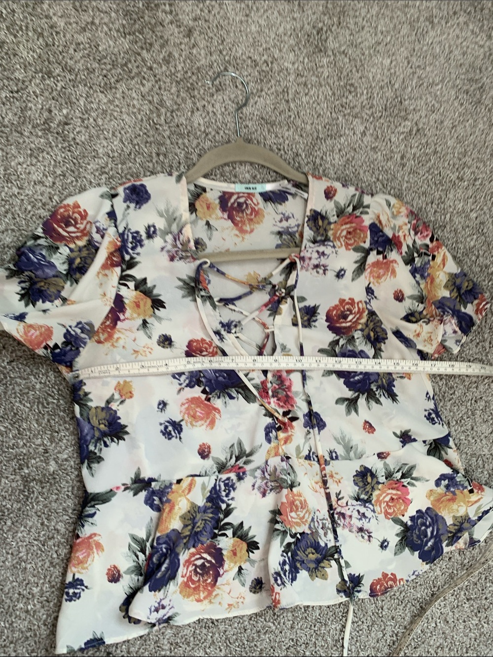 Kimchi Blue Floral Lace-Up Cream Short Sleeve Blouse - Picture 7 of 8